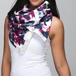 lululemon athletica Multicolor Scarf